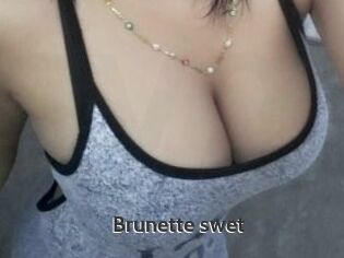 Brunette_swet