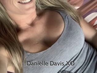 Danielle_Davis_XO