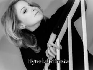 HynekaIntimate