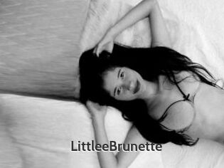LittleeBrunette