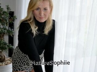 MatureSophiie