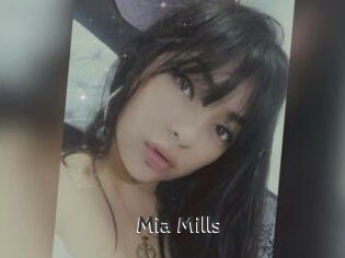 Mia_Mills