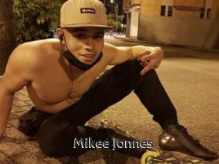 Mikee_Jonnes
