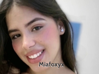 Miafoxyx