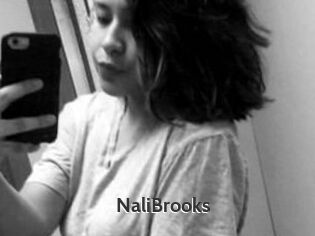 Nali_Brooks