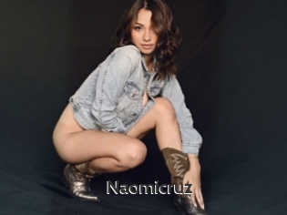 Naomicruz
