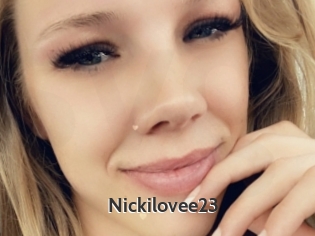 Nickilovee23