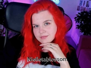 Nielletablossom