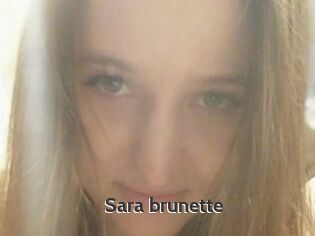 Sara_brunette