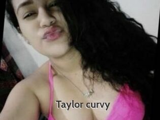 Taylor_curvy