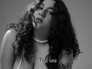 Tuti_lee