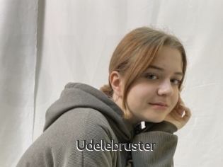 Udelebruster