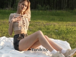 Yonikiss